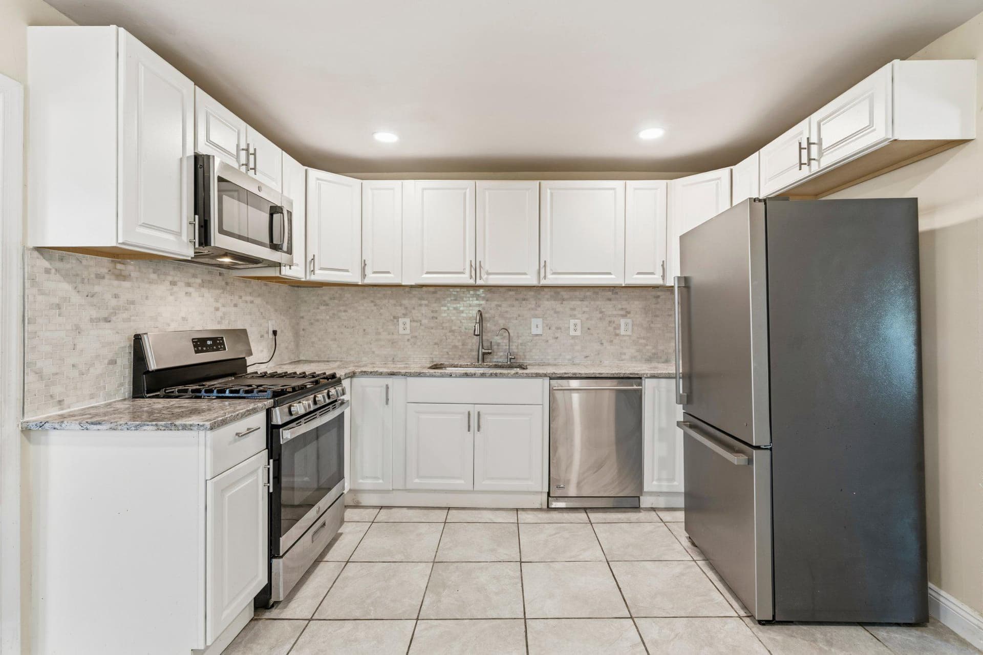 1104 Clovis Avenue photo 10