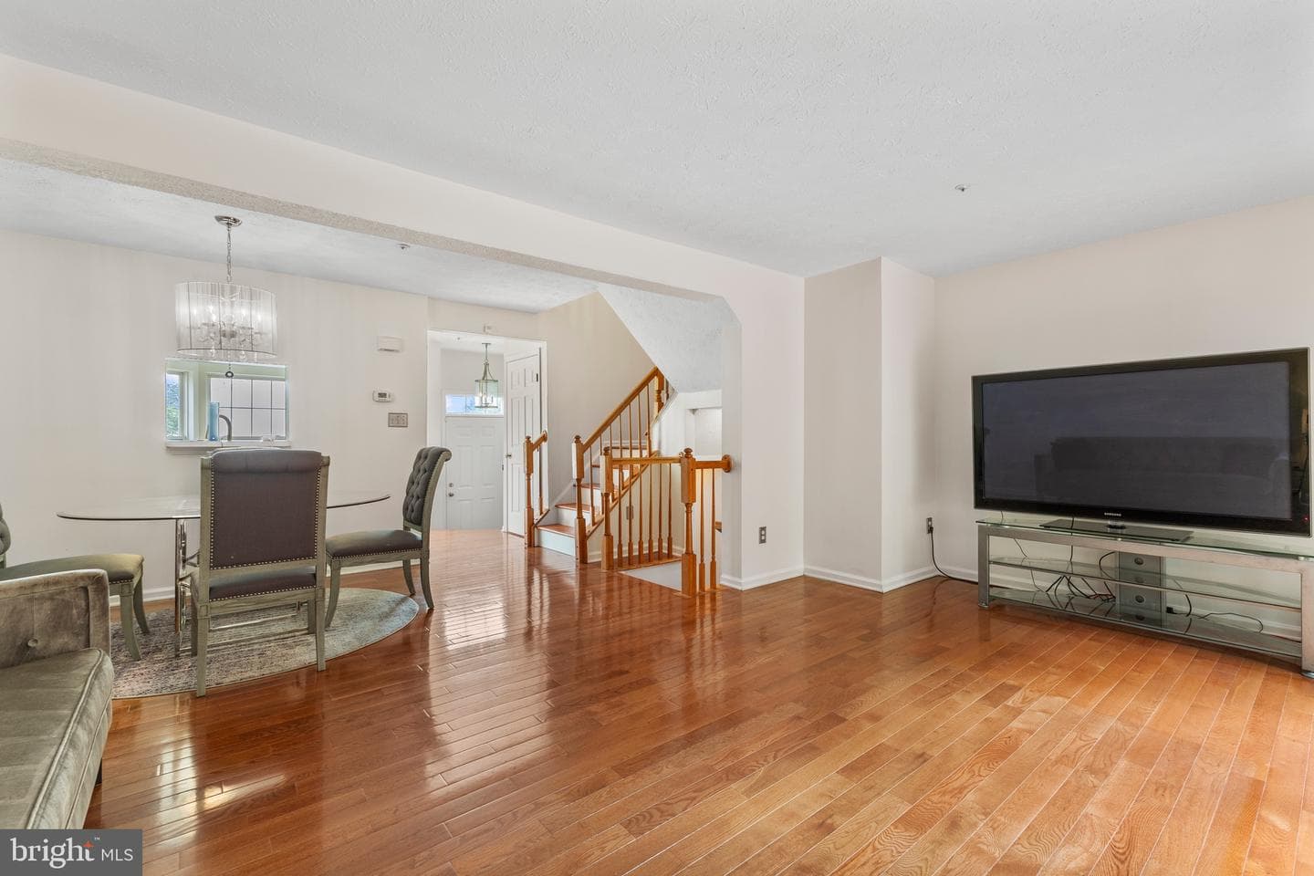 2049 S Anvil Lane photo 4