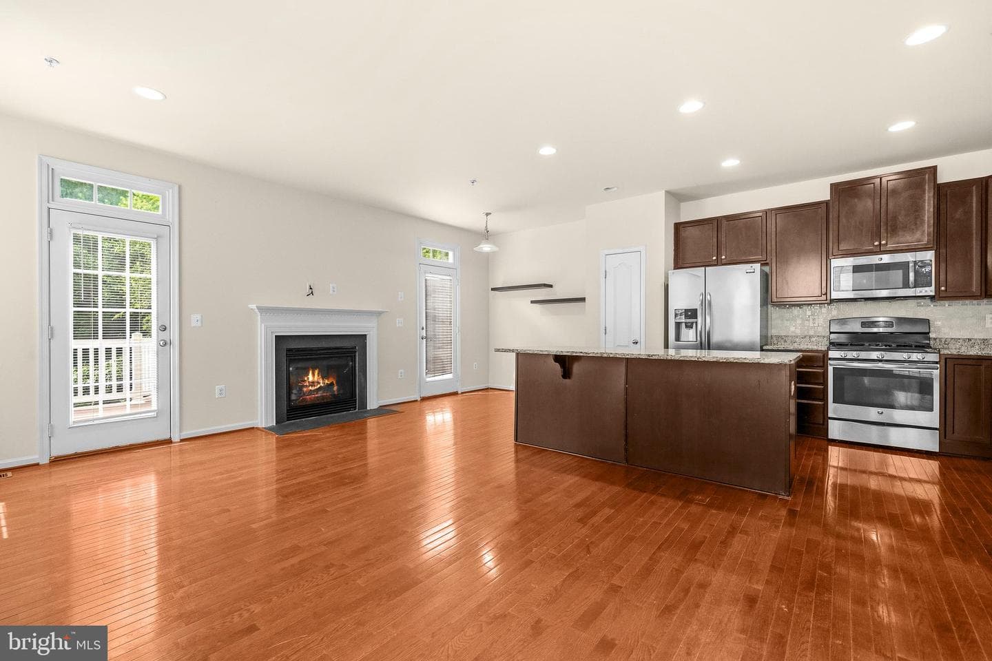 4815 Forest Pines Drive photo 10