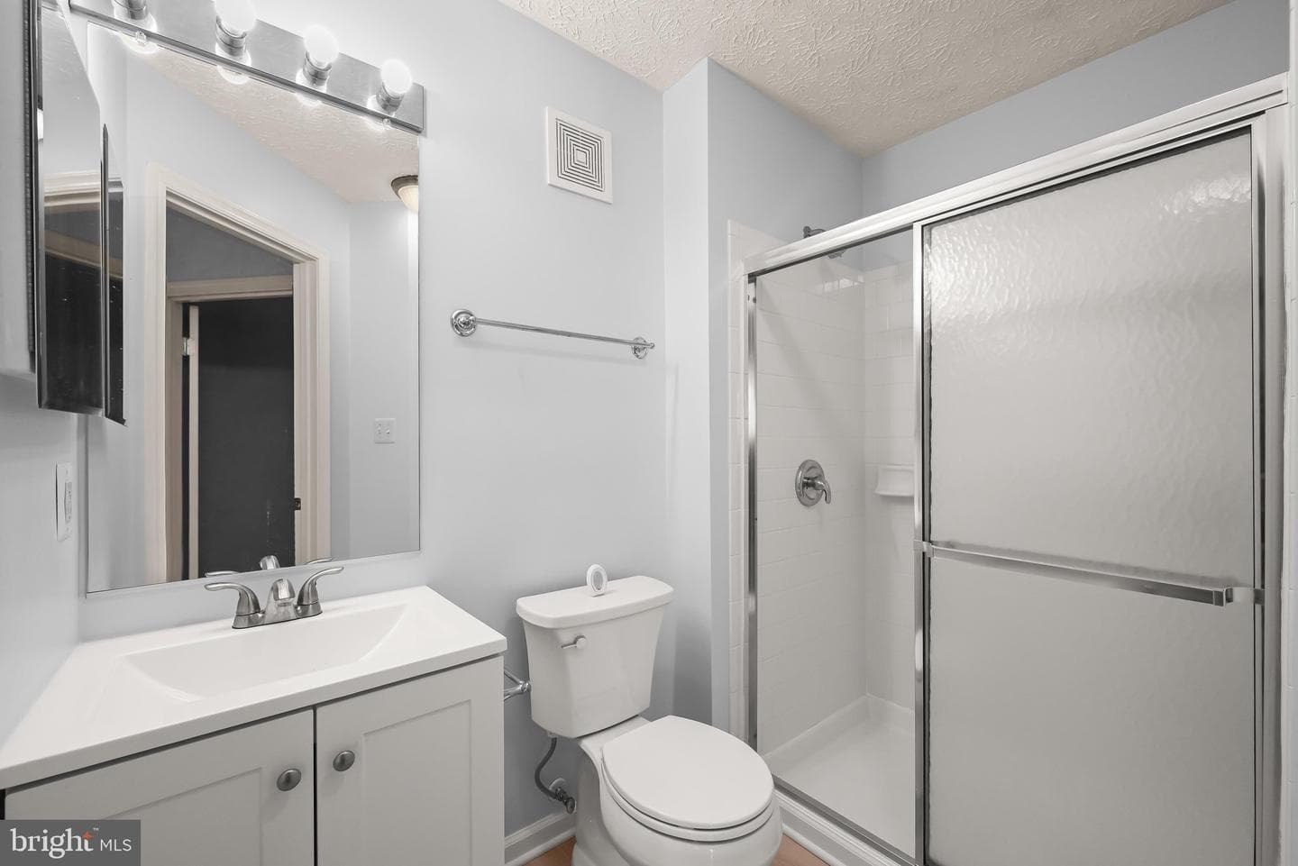 15604 Everglade Lane #5-203 photo 19