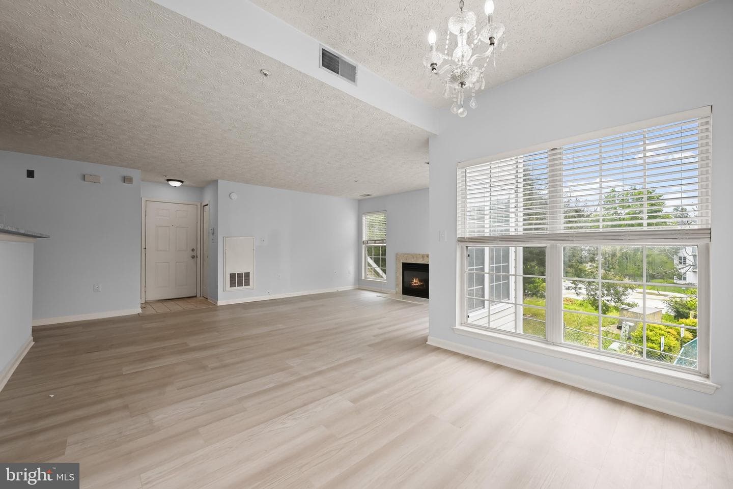 15604 Everglade Lane #5-203 photo 7