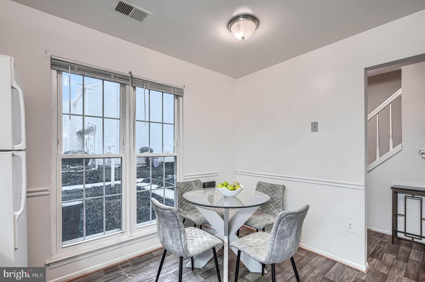 2266 Prince Of Wales Court photo 5
