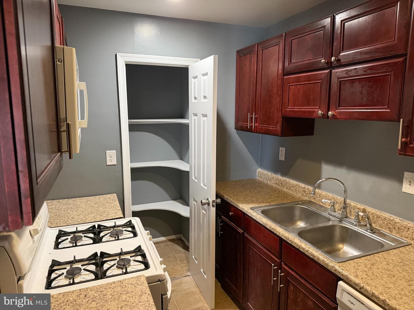 7605 Fontainebleau Drive #2347 photo 5