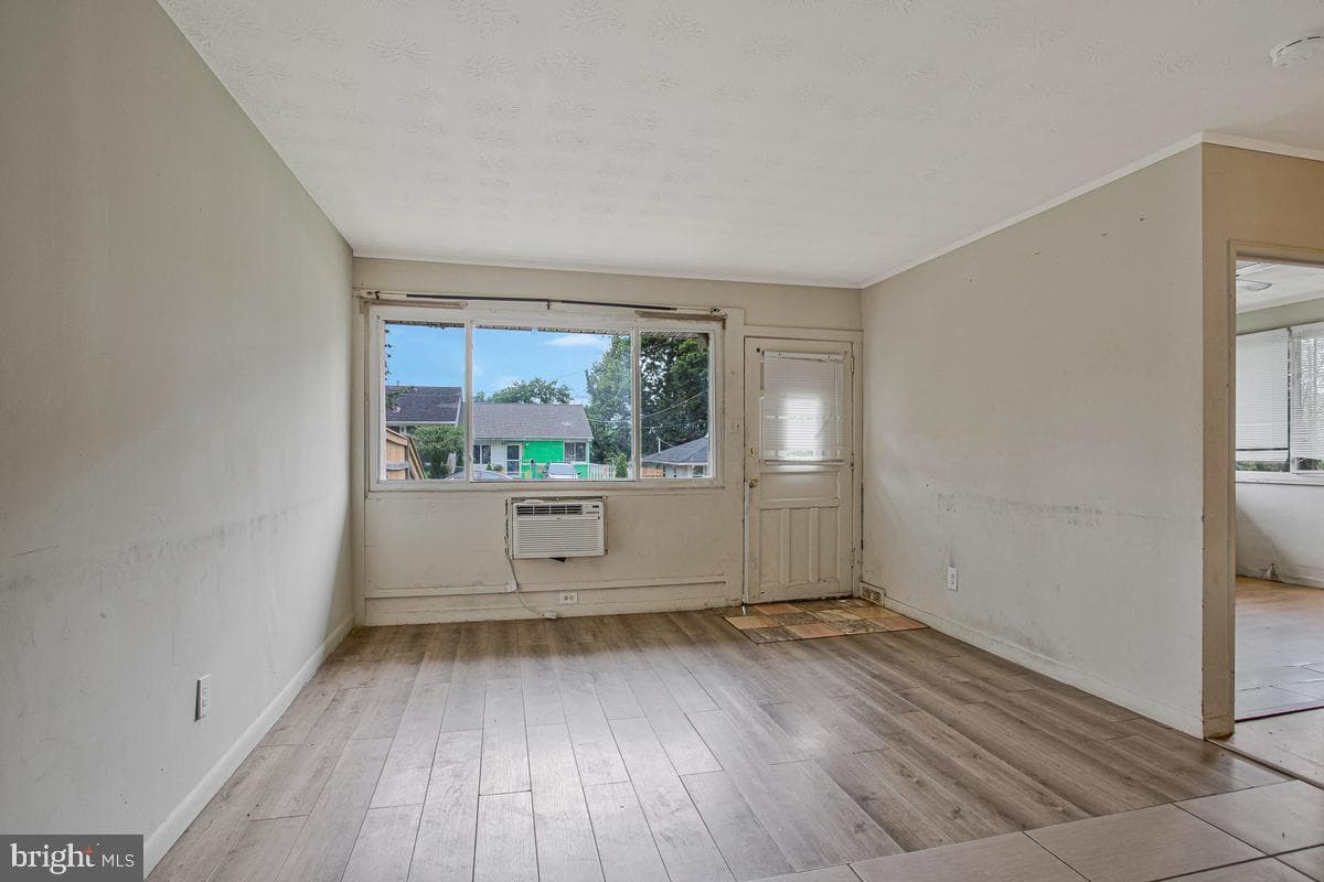 7728 Oxman Road photo 8
