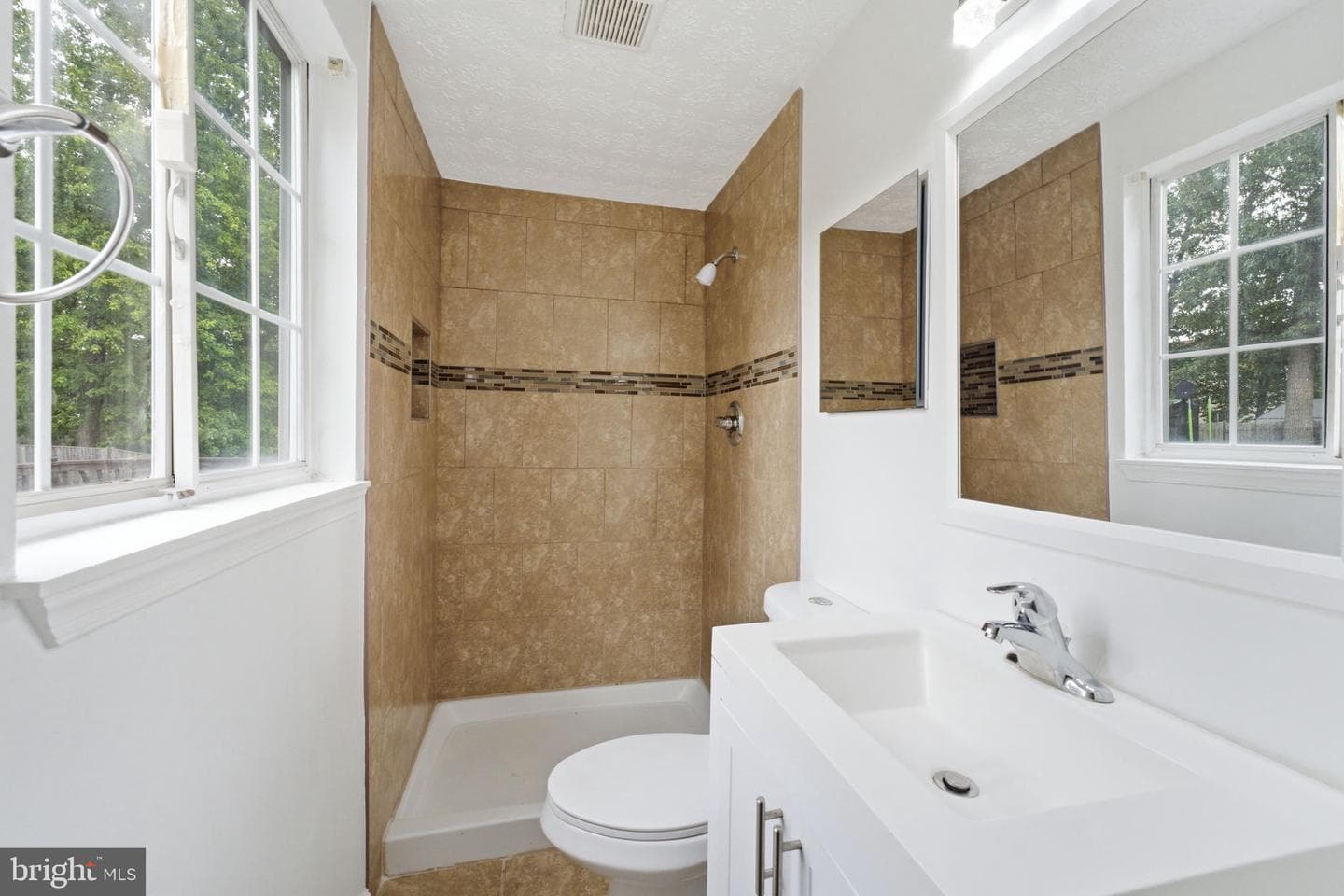 311 Bogota Drive photo 35