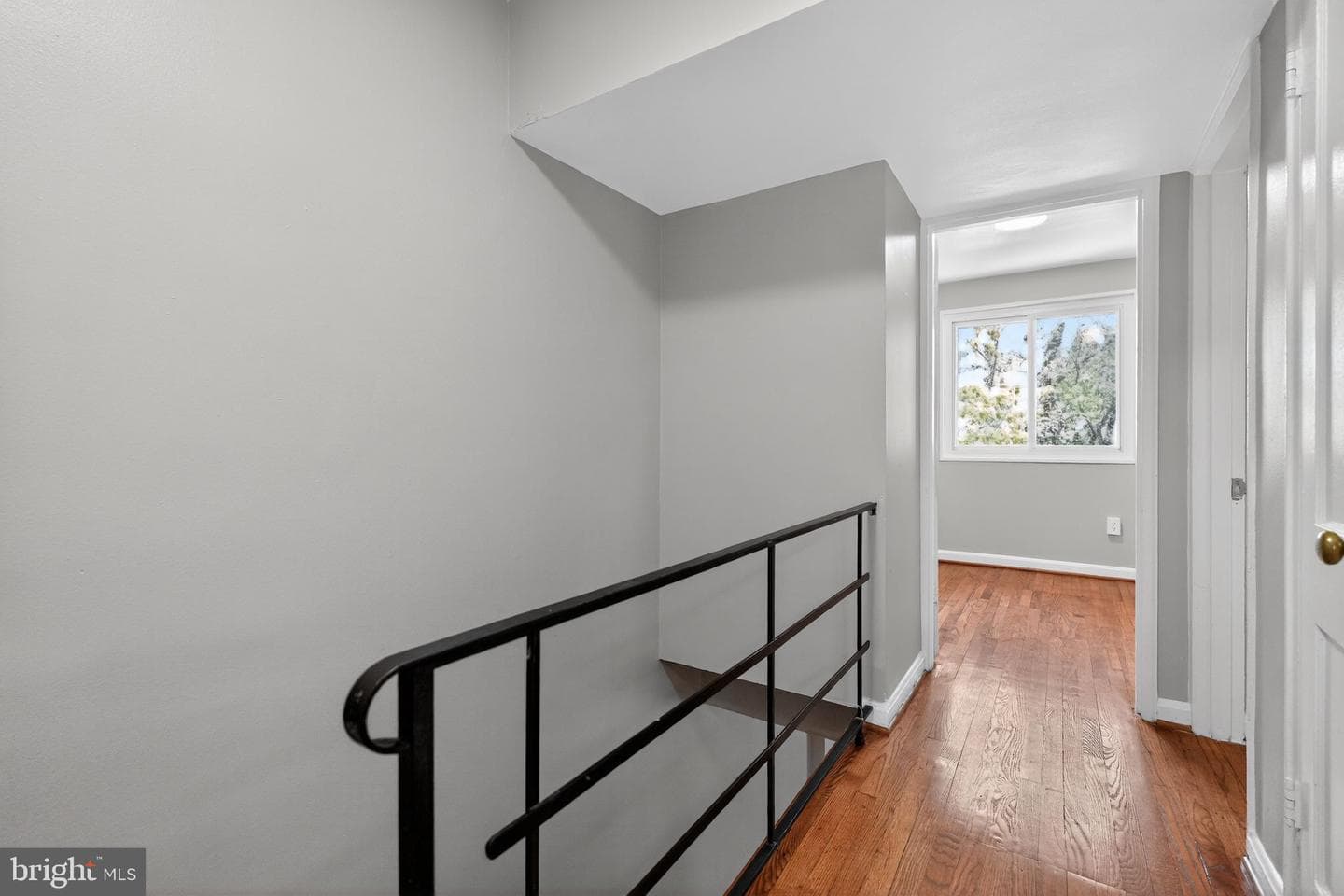 5315 Leverett Street photo 19