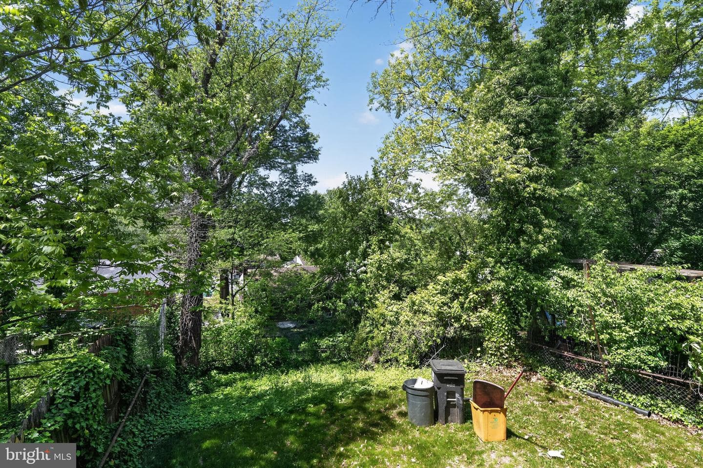 5315 Leverett Street photo 22