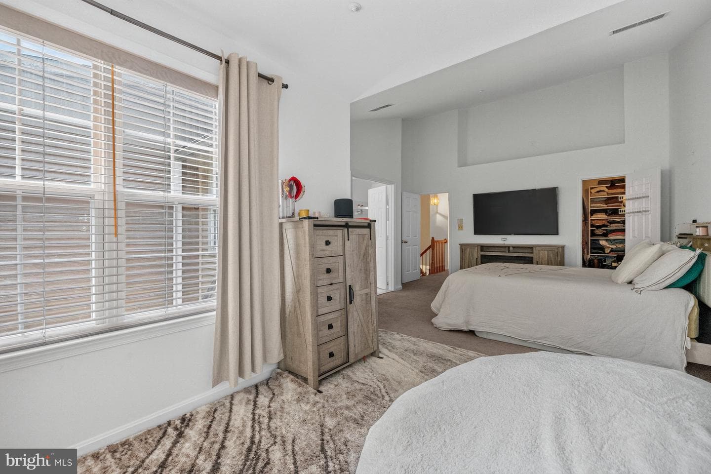 10209 Balsam Poplar Place photo 17