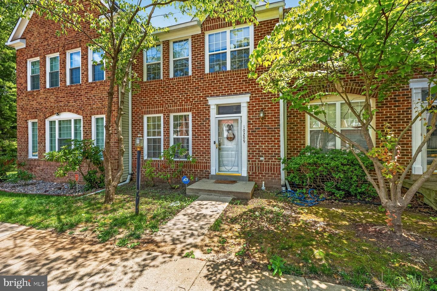 10209 Balsam Poplar Place photo 3