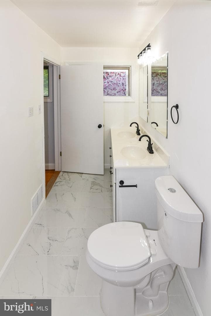 4302 Yates Road photo 20