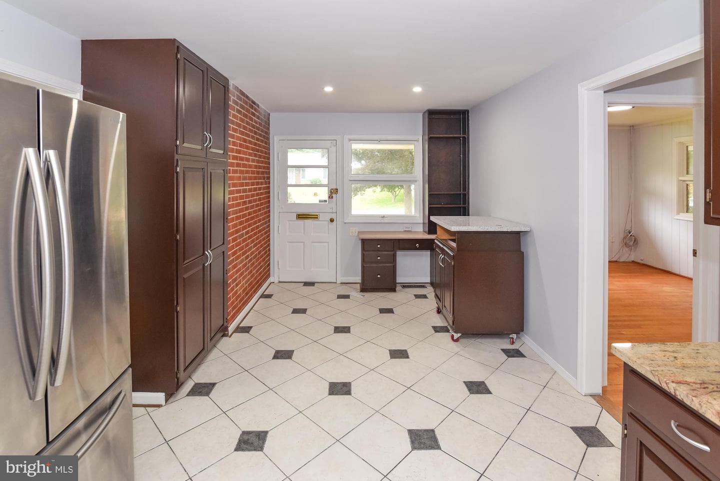 4302 Yates Road photo 7