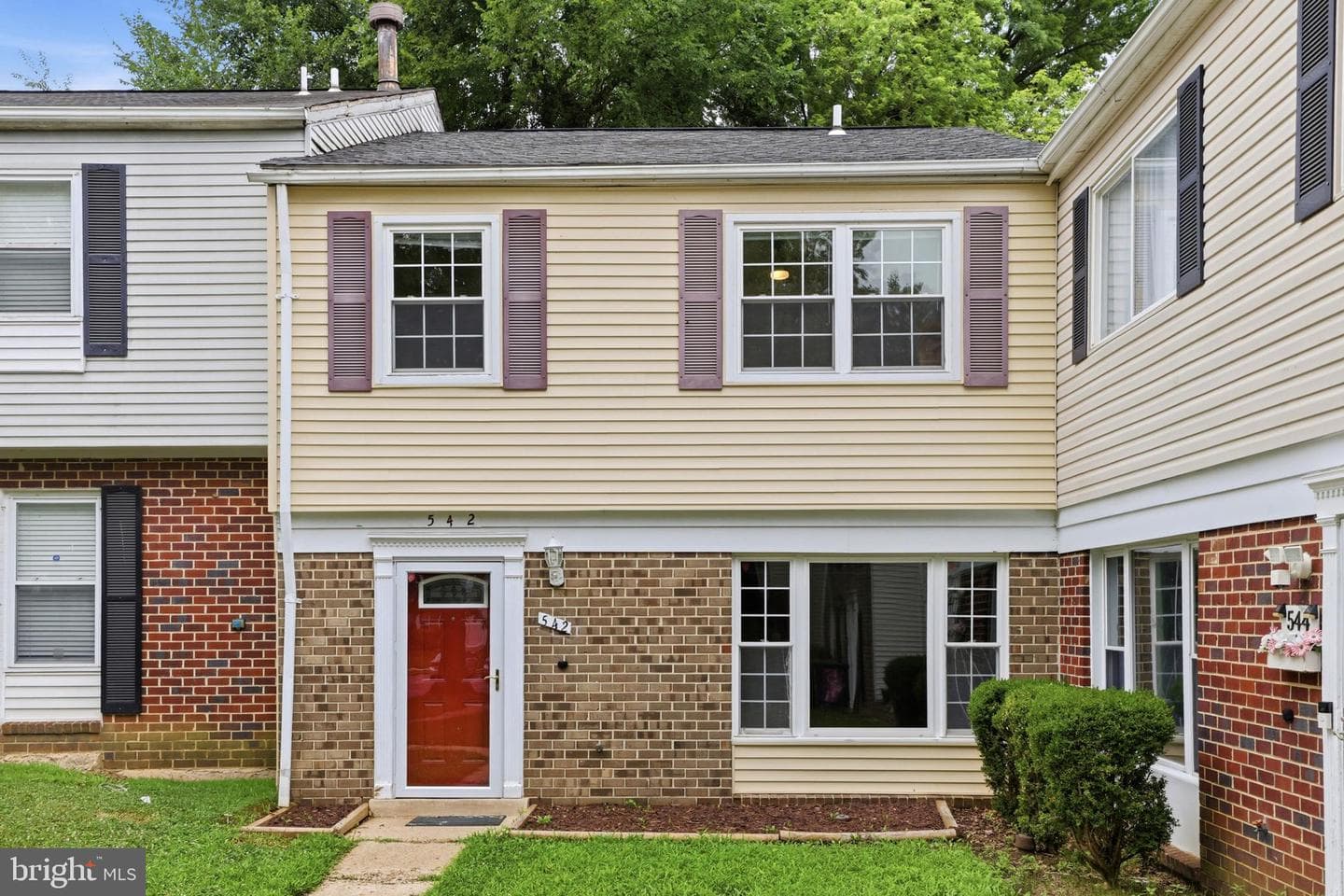 542 Peacock Drive, Landover