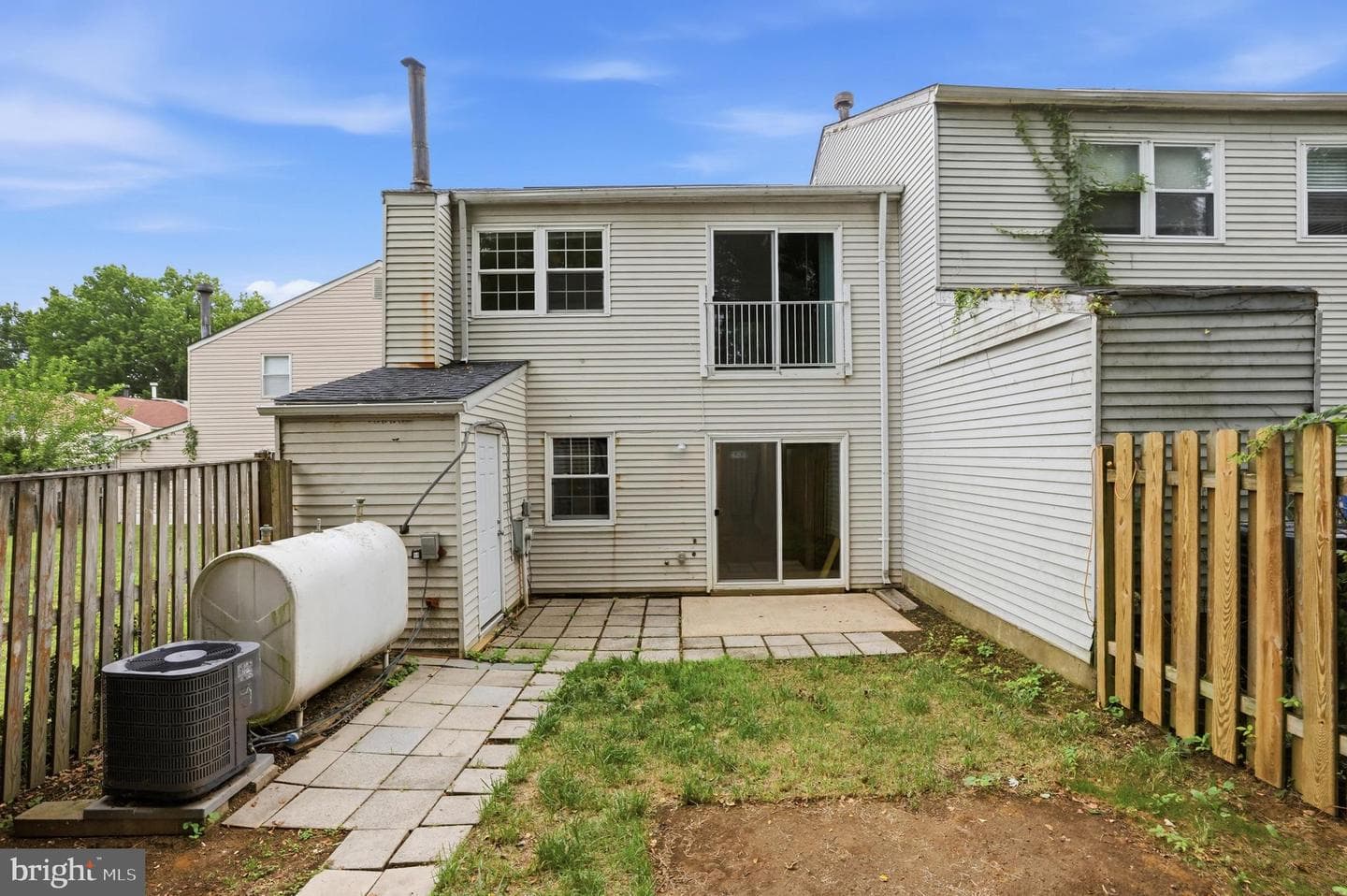 542 Peacock Drive photo 33
