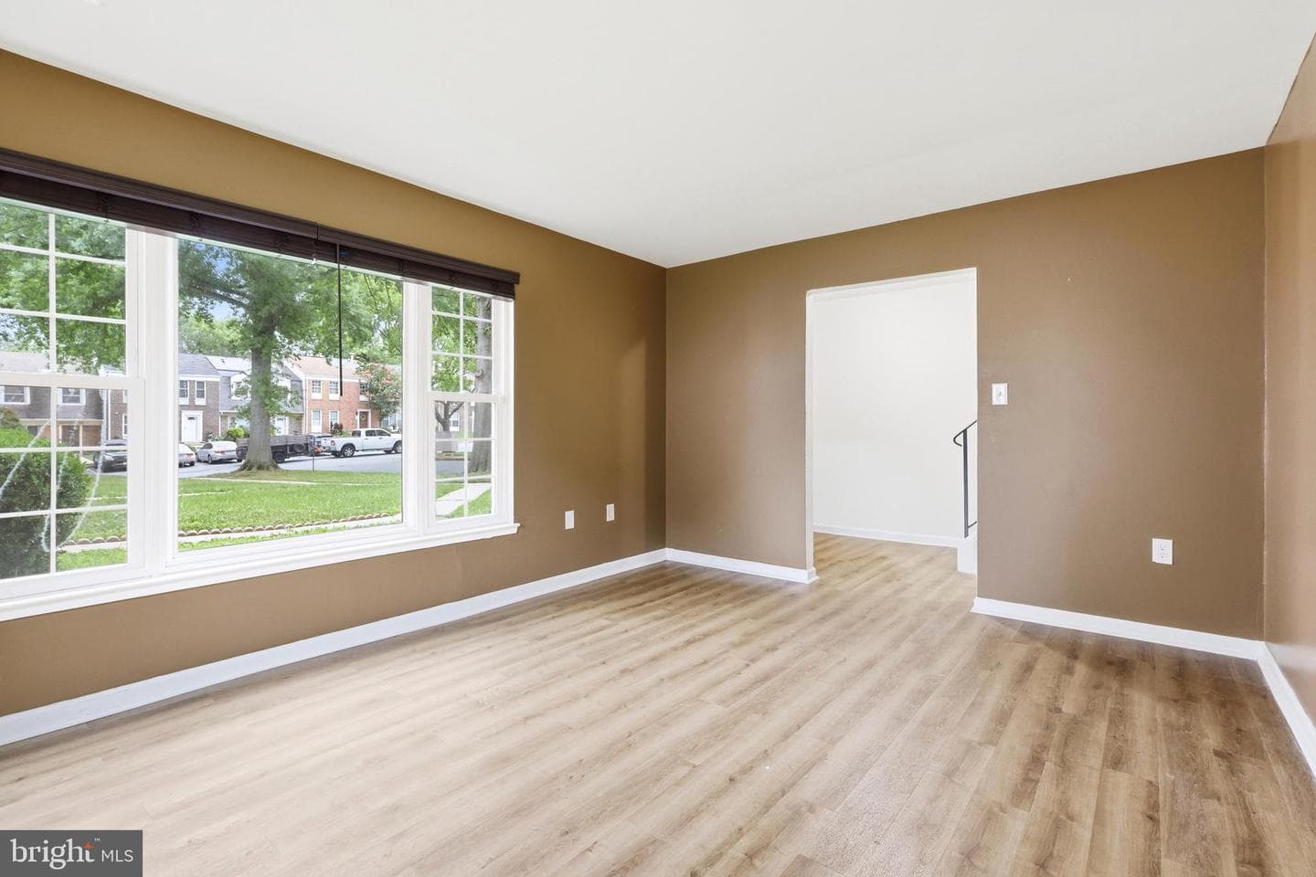542 Peacock Drive photo 6