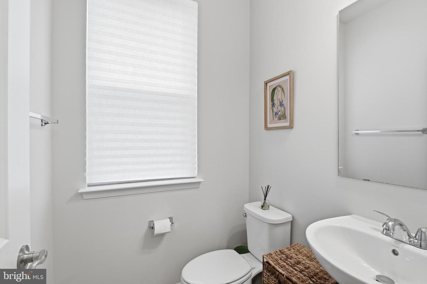 3469 Carnaby Street photo 12