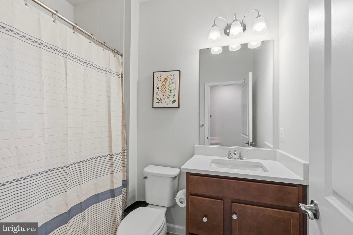 3469 Carnaby Street photo 25
