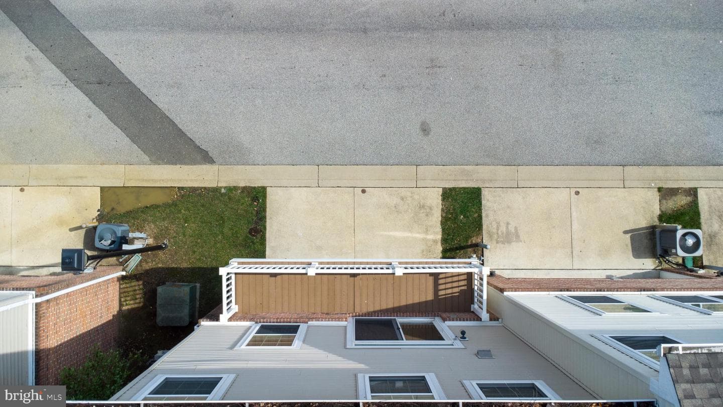 1709 Fernwood Drive photo 8
