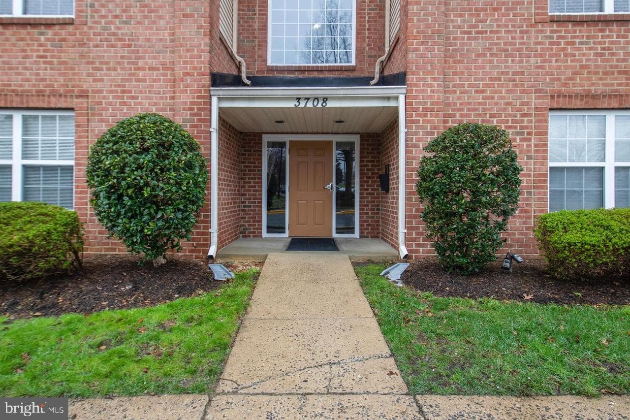 3708 Excalibur Court #201 photo 1