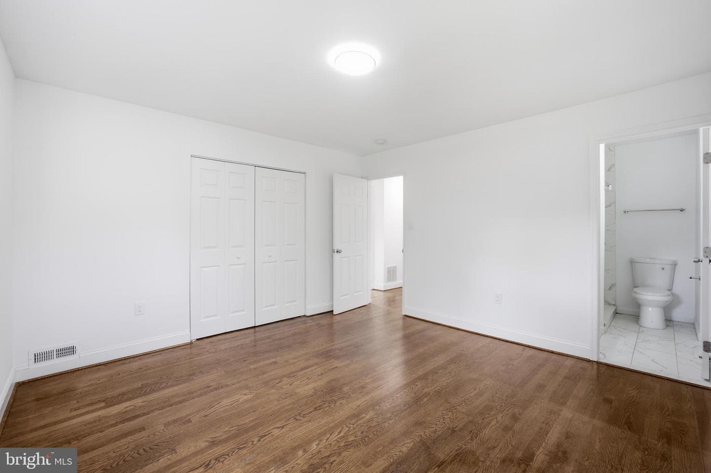 7410 Baylor Avenue photo 16