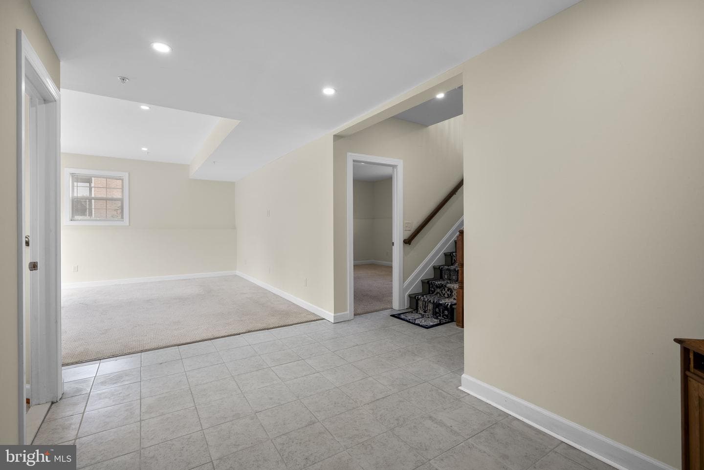 5405 Auth Road photo 29