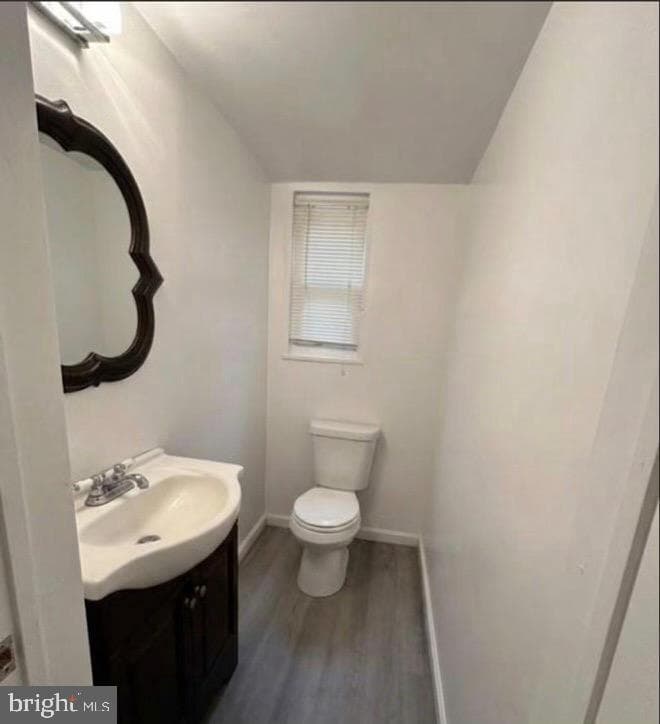 1821 Longfellow Street photo 8