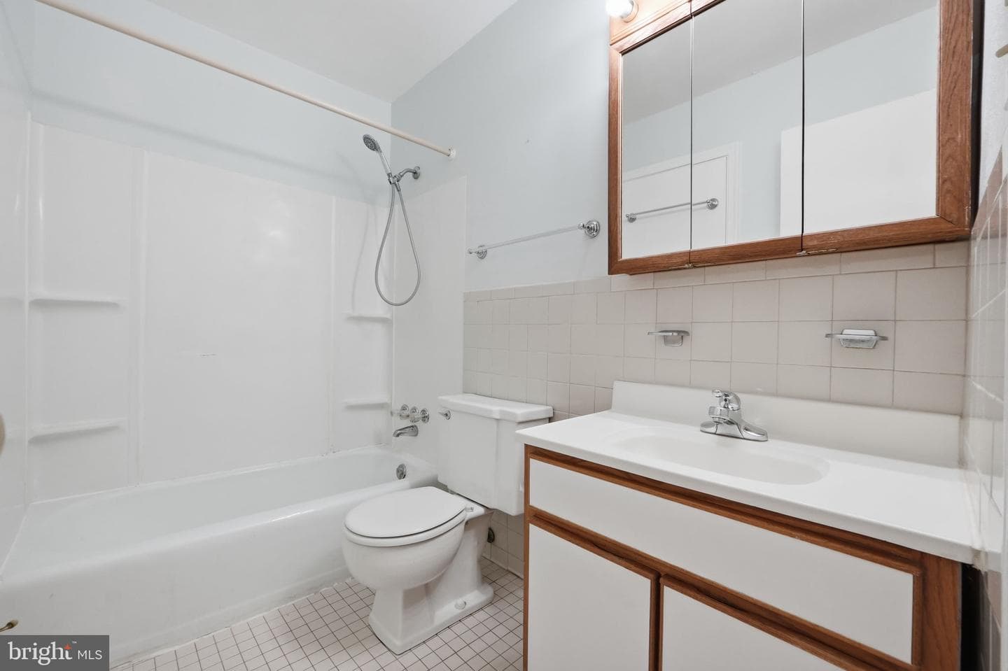 8026 Lakecrest Drive photo 26