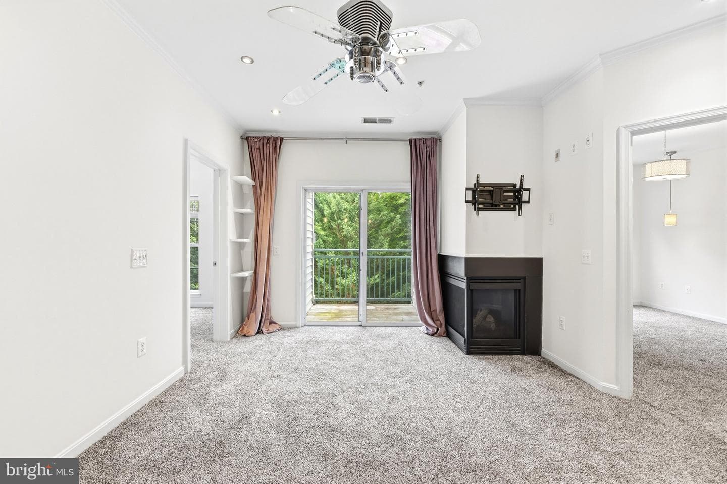 15612 Everglade Lane #404 photo 19