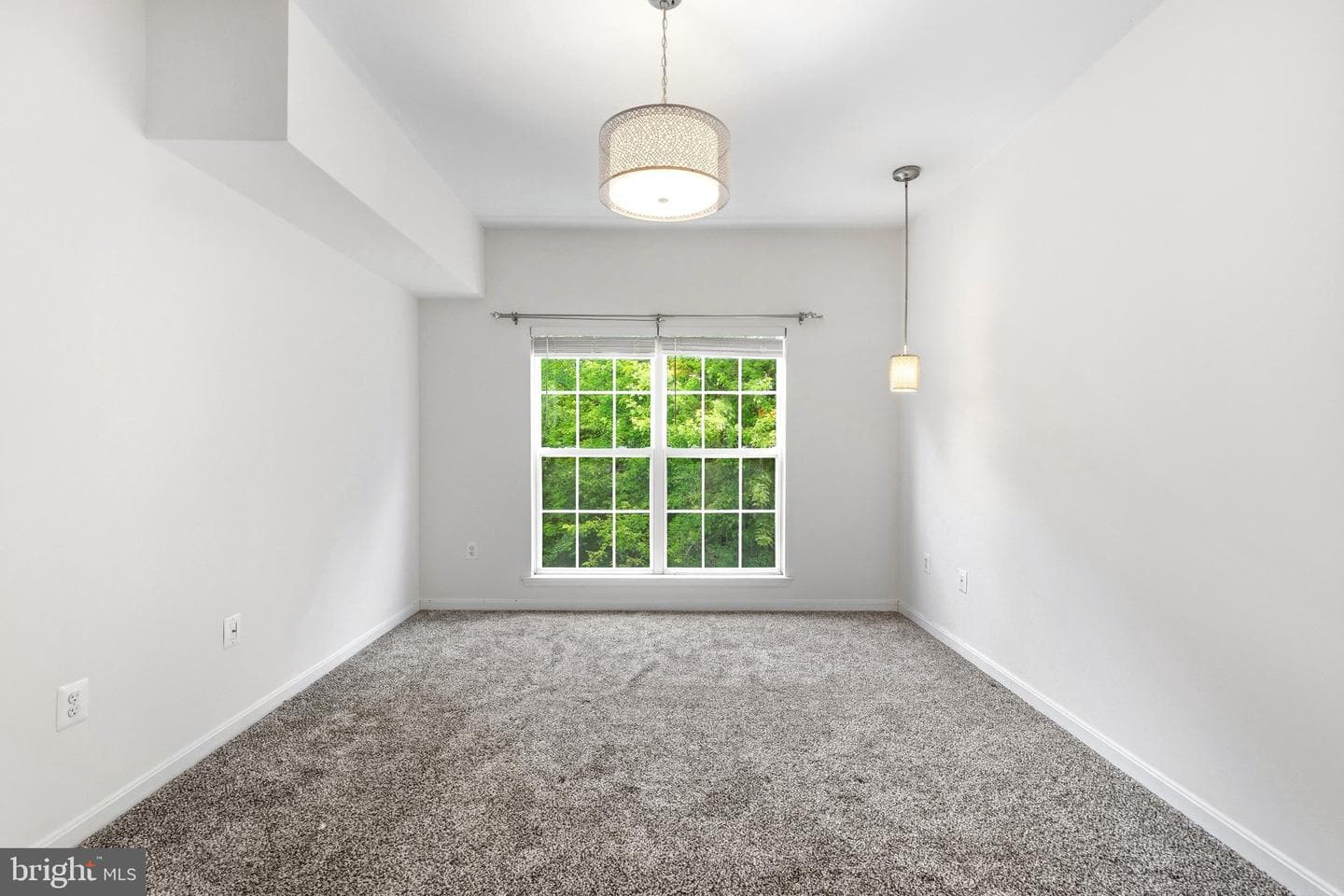 15612 Everglade Lane #404 photo 32