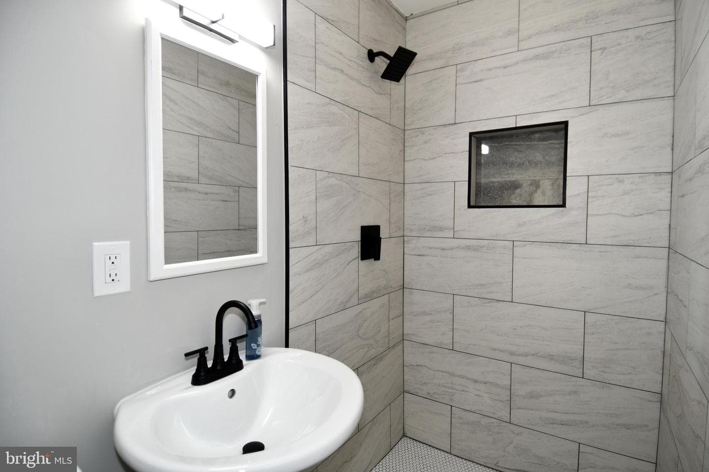 1210 Lindsay Road photo 38