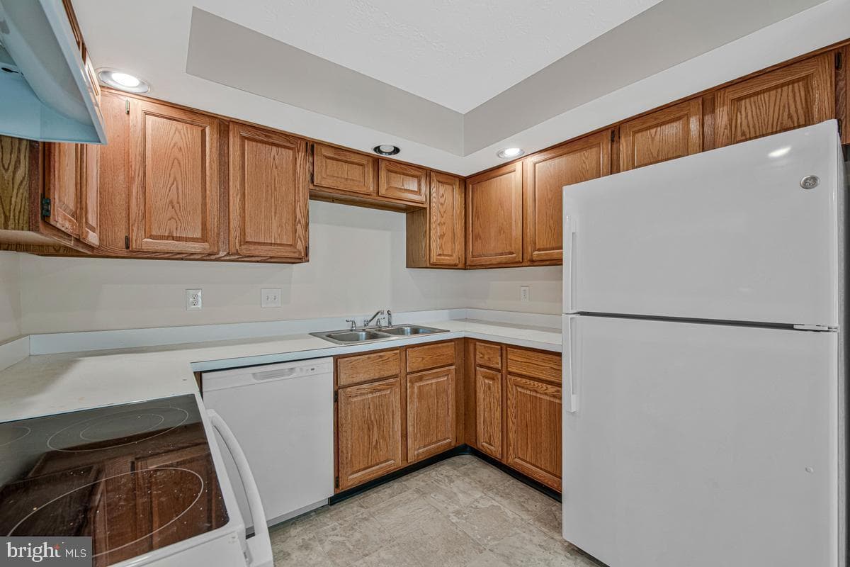 11400 Running Bear Court photo 13