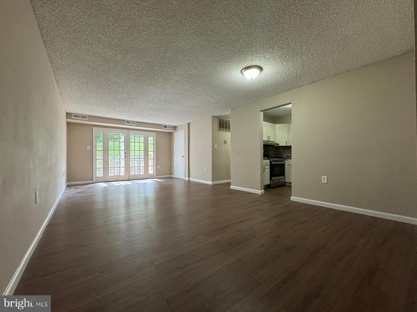 3815 Swann Road #t2 photo 2