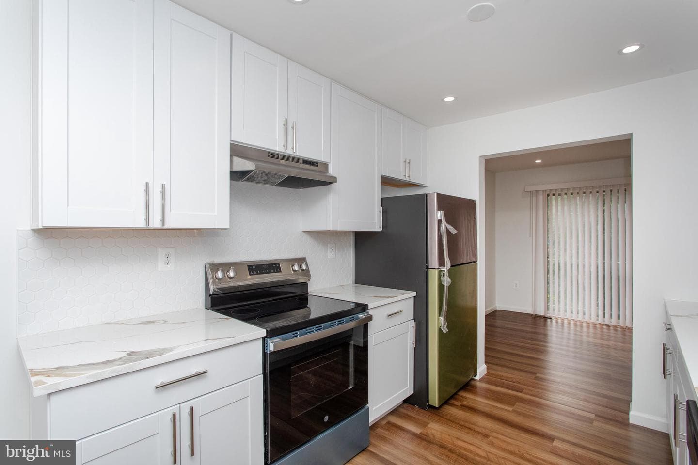 12414 Old Colony Drive photo 4