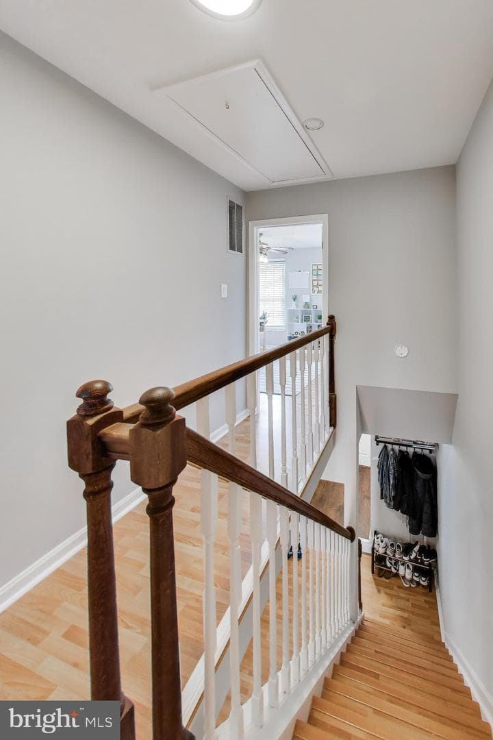 14222 Oxford Drive photo 9