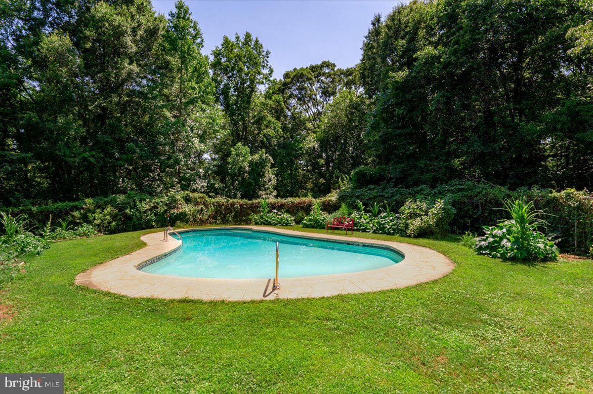 1305 Accokeek Road photo 3