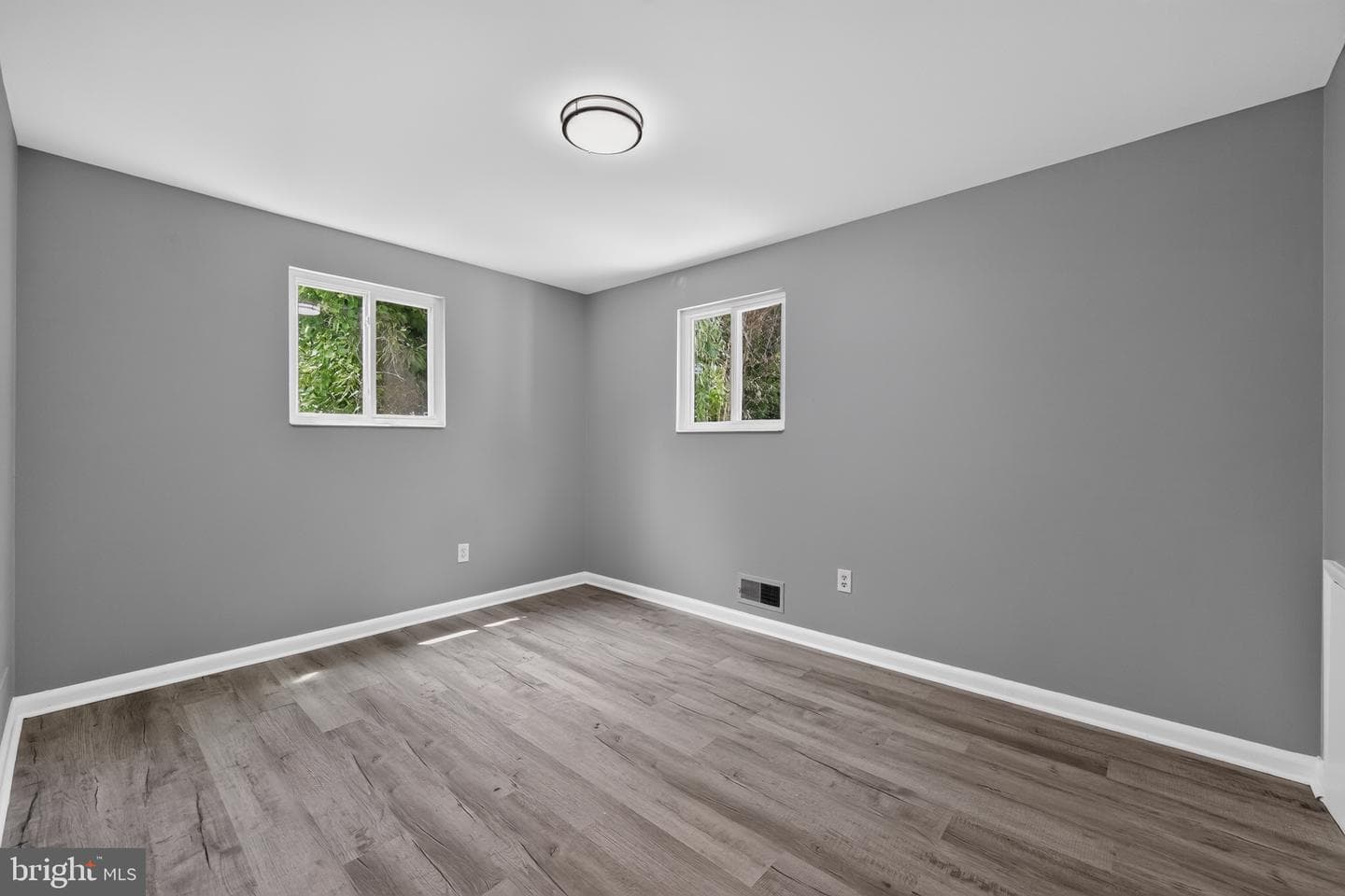 9034 Rhode Island Avenue photo 11
