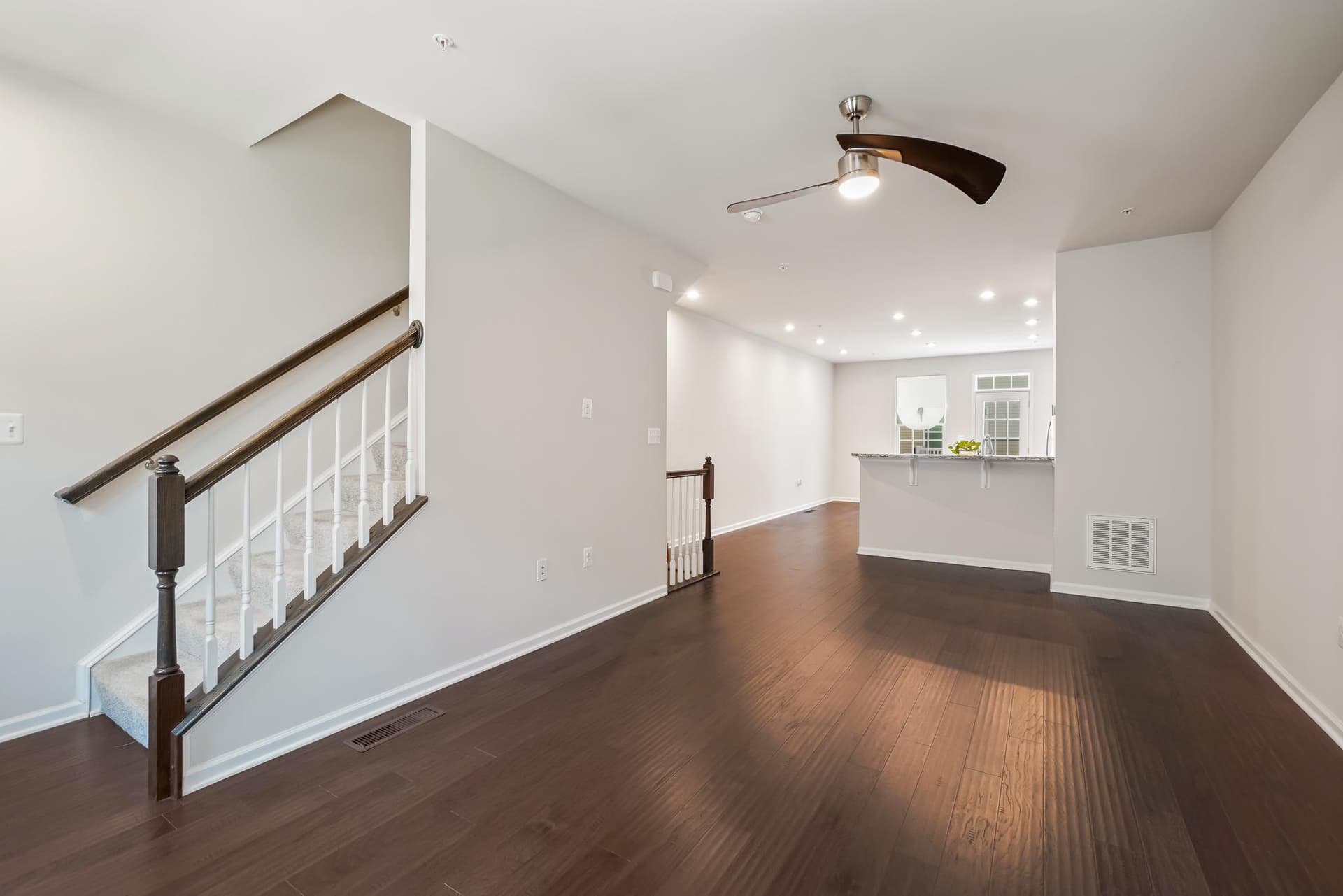 10505 Rawlins Lane photo 12