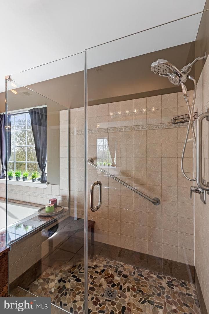 10102 Mike Road photo 32