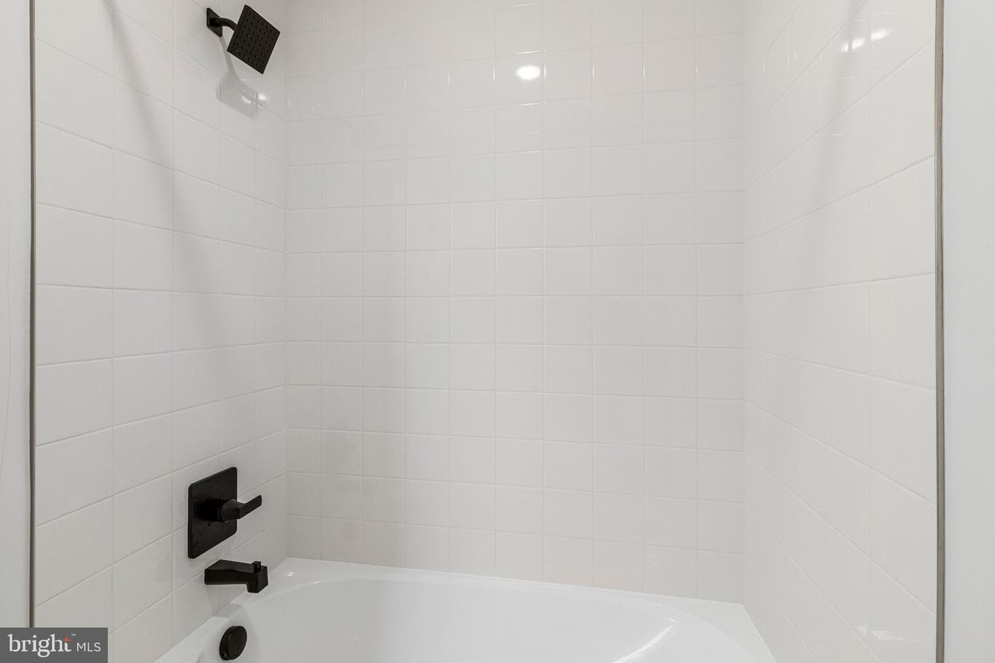 2013 Saint James Road photo 46