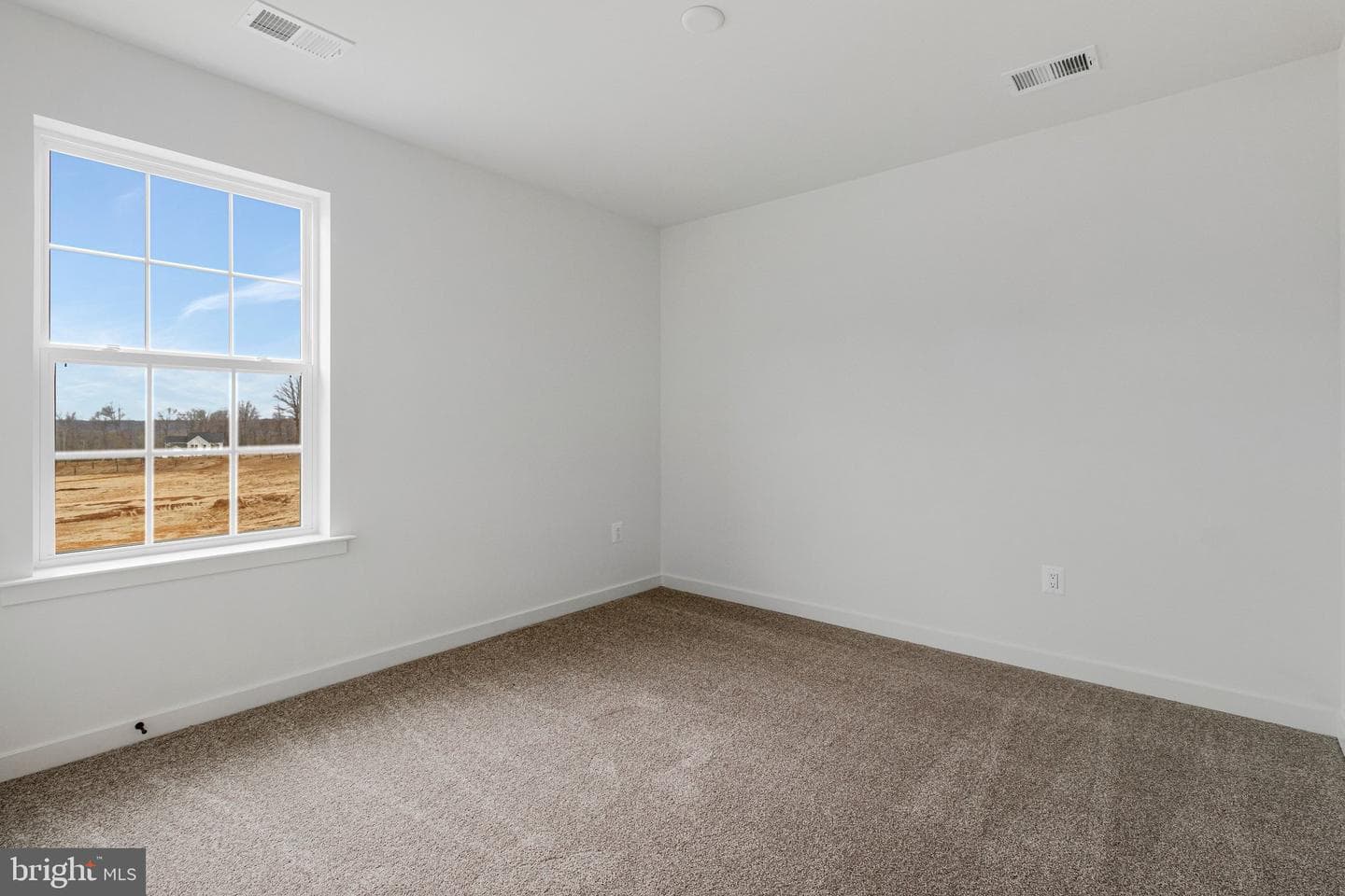 2013 Saint James Road photo 48