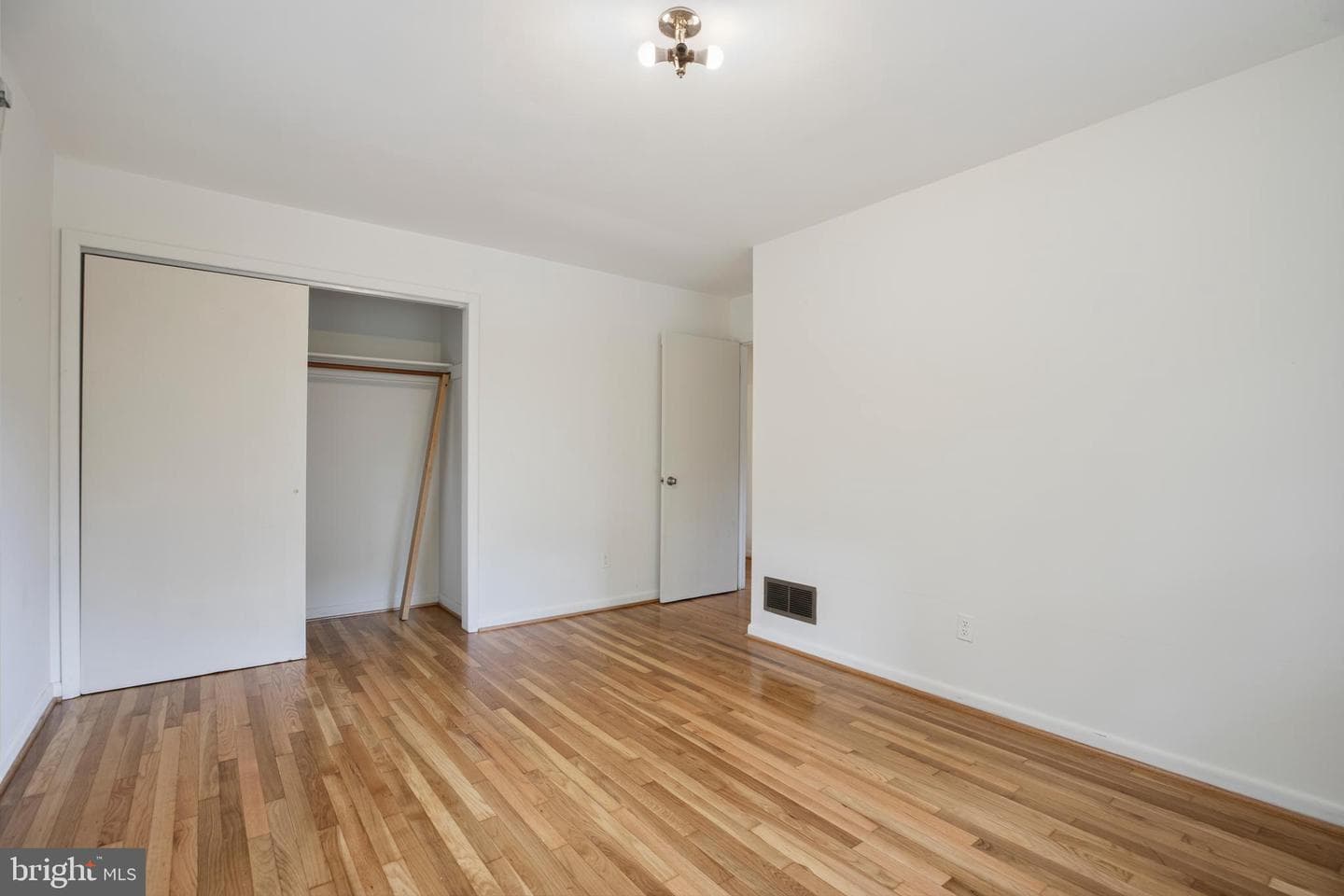 17508 Clinton Drive photo 22