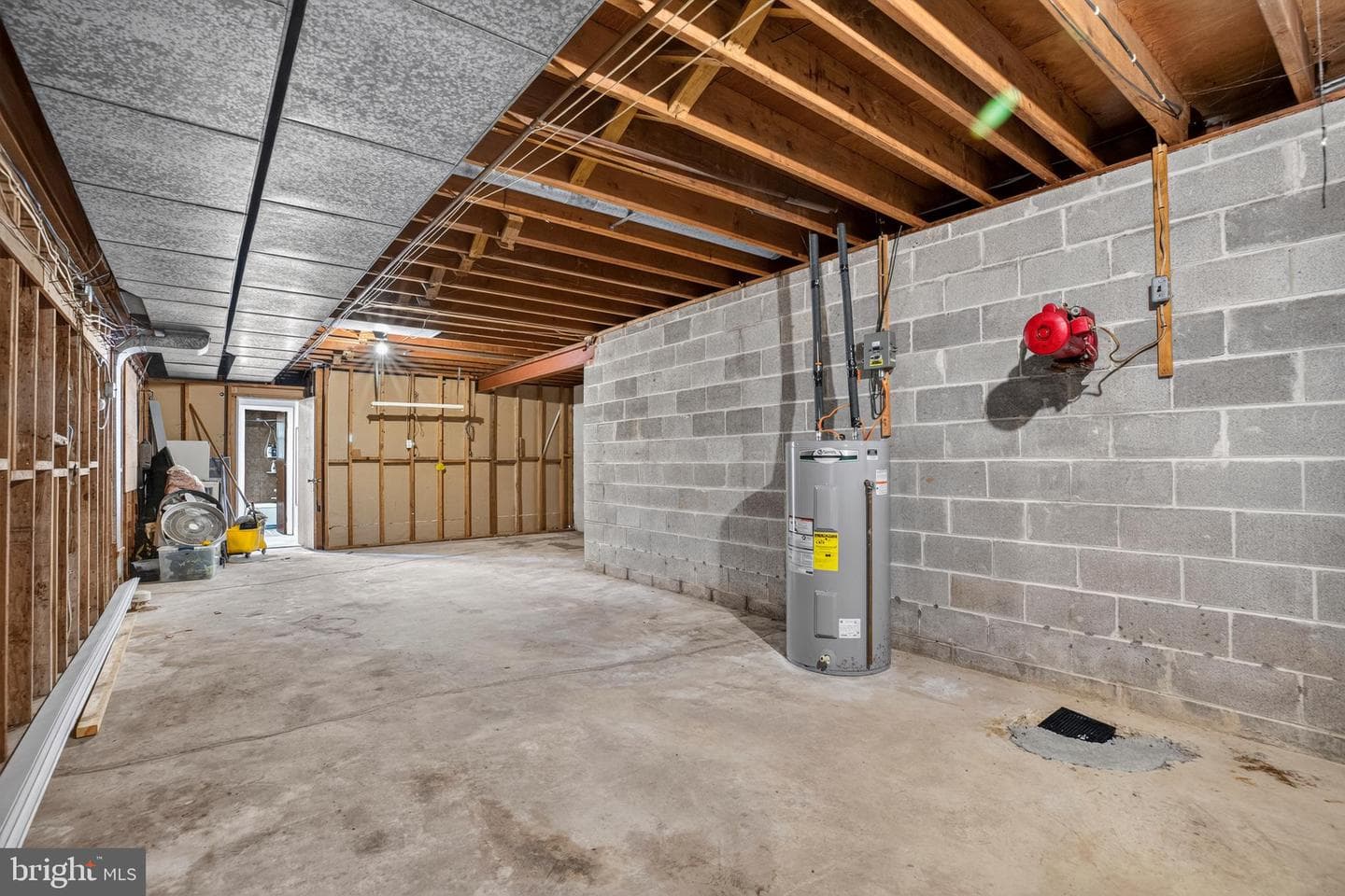17508 Clinton Drive photo 29