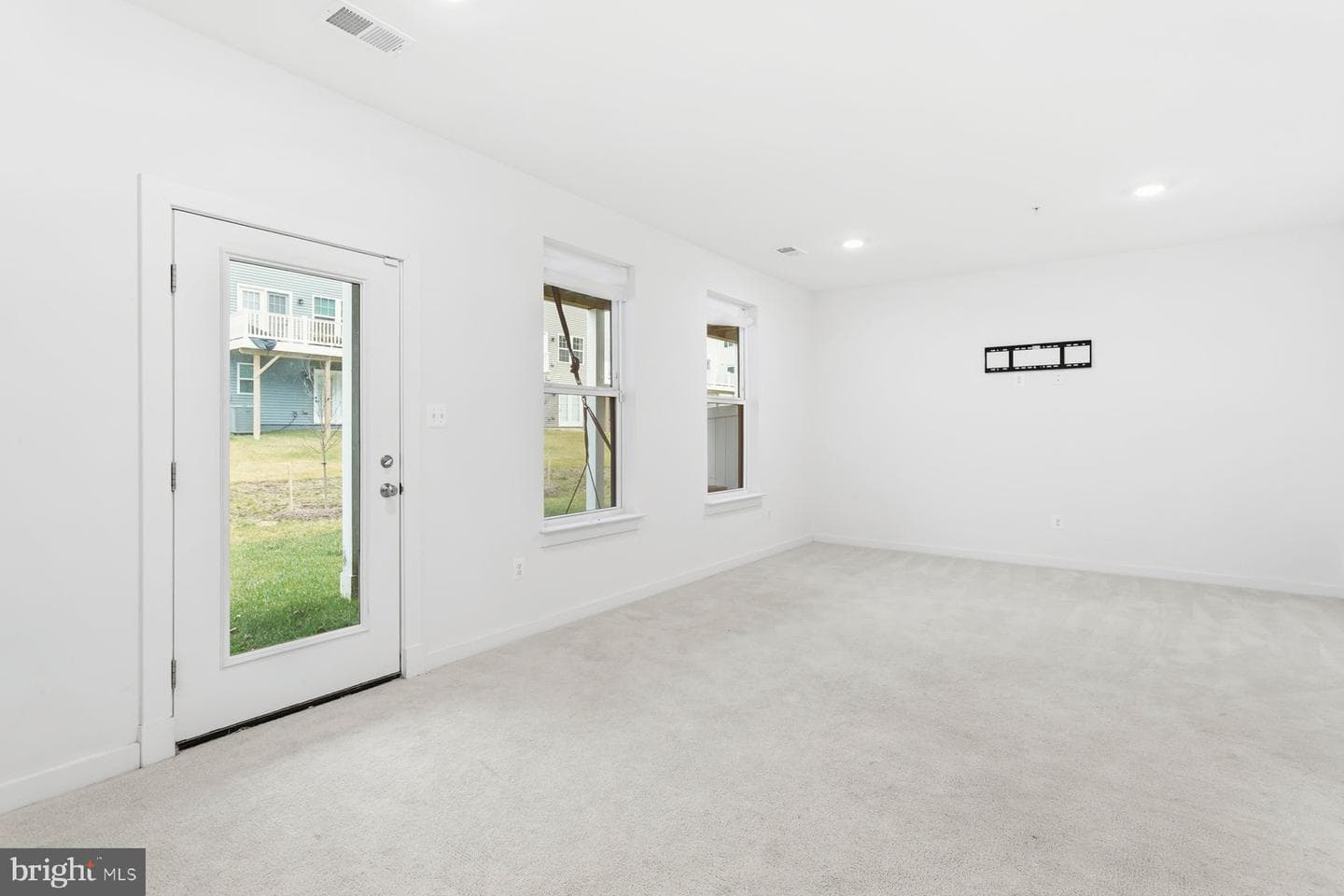 614 Glenn Lake Dr photo 24