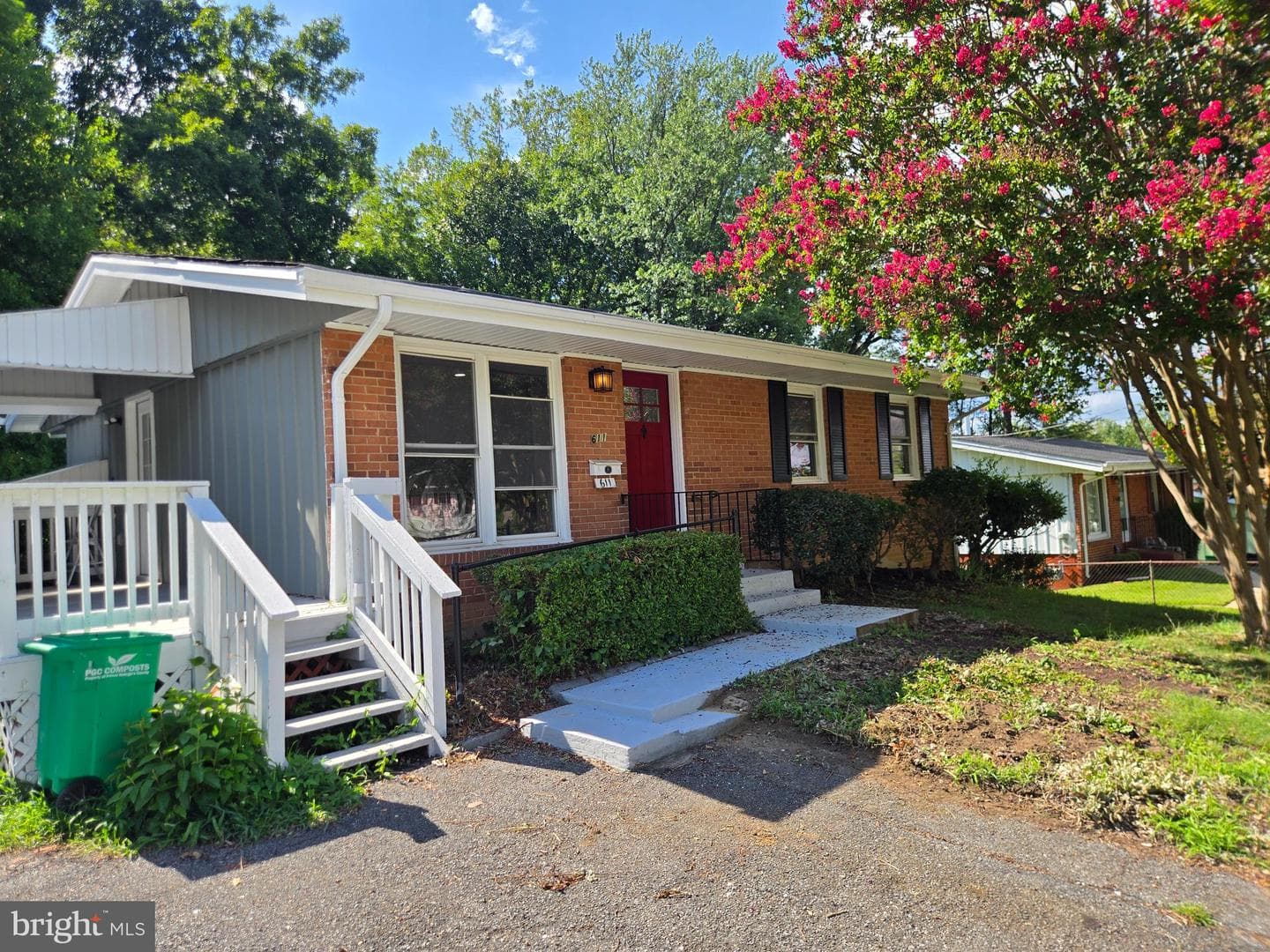 611 Quarry Avenue photo 1
