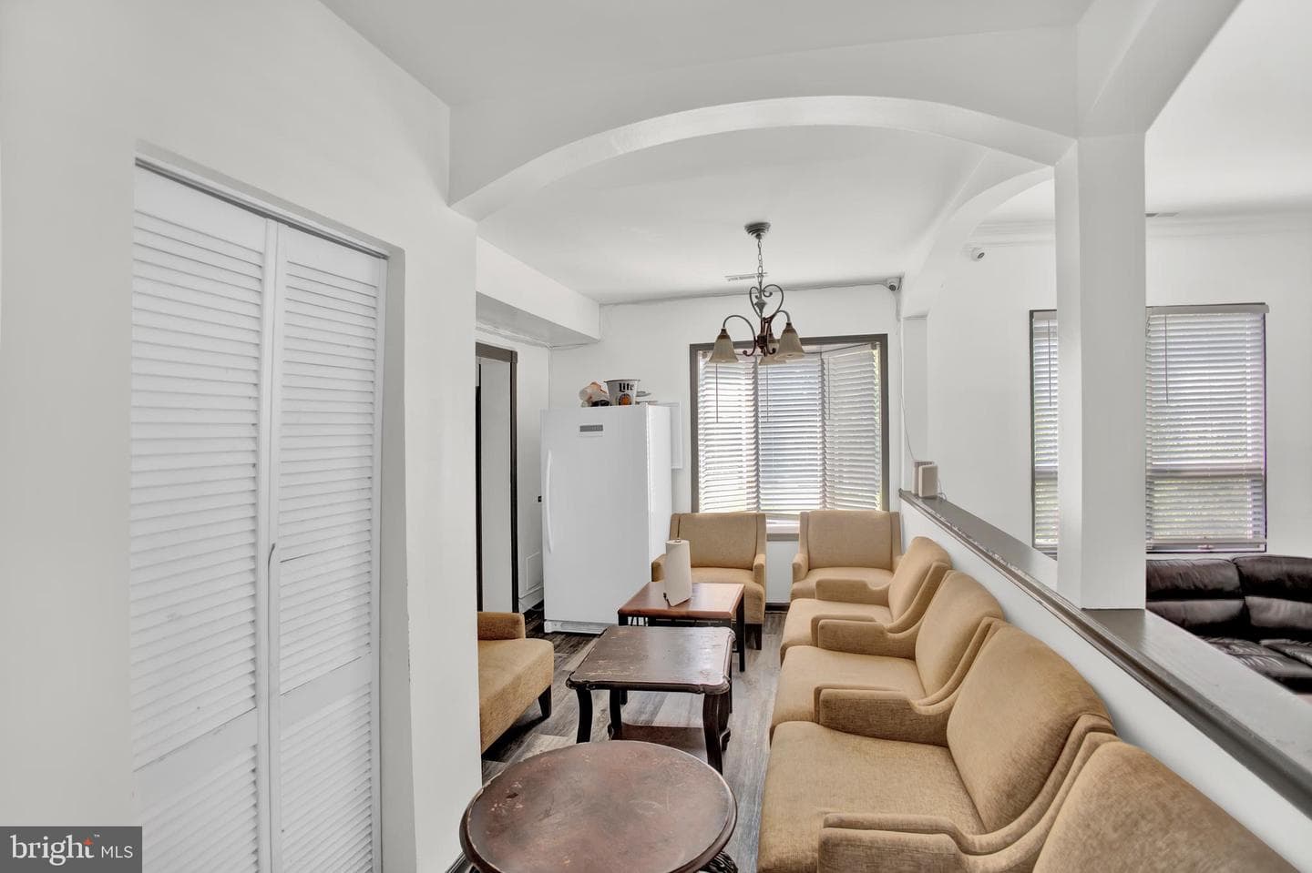 8526 Adelphi Road photo 1