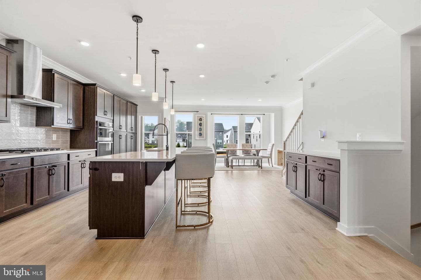 16007 Hyde Park Place photo 17