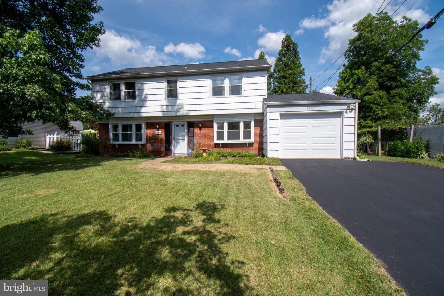 12422 Sarah Lane photo 1