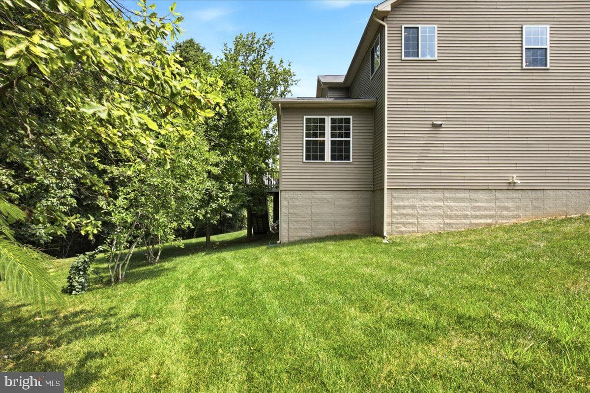 7714 Moores Road photo 52
