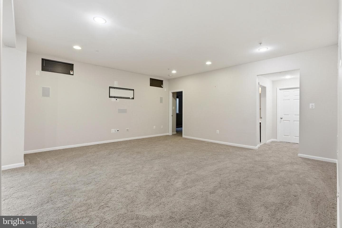 2700 Lake Forest Drive photo 43