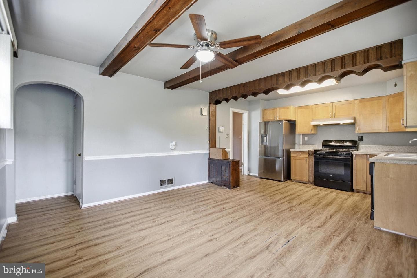 907 Luray Place photo 11