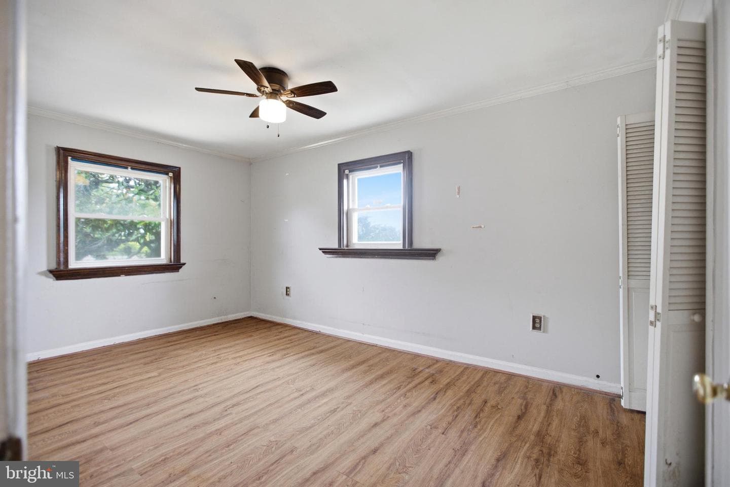 907 Luray Place photo 18